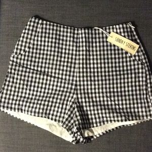 NWT SUNDAY STEVENS GINGHAM SHORTS